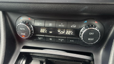 Mercedes-Benz GLA 220d 4Matic AMG Line 5dr Auto [Prem Plus] Diesel Hatchback